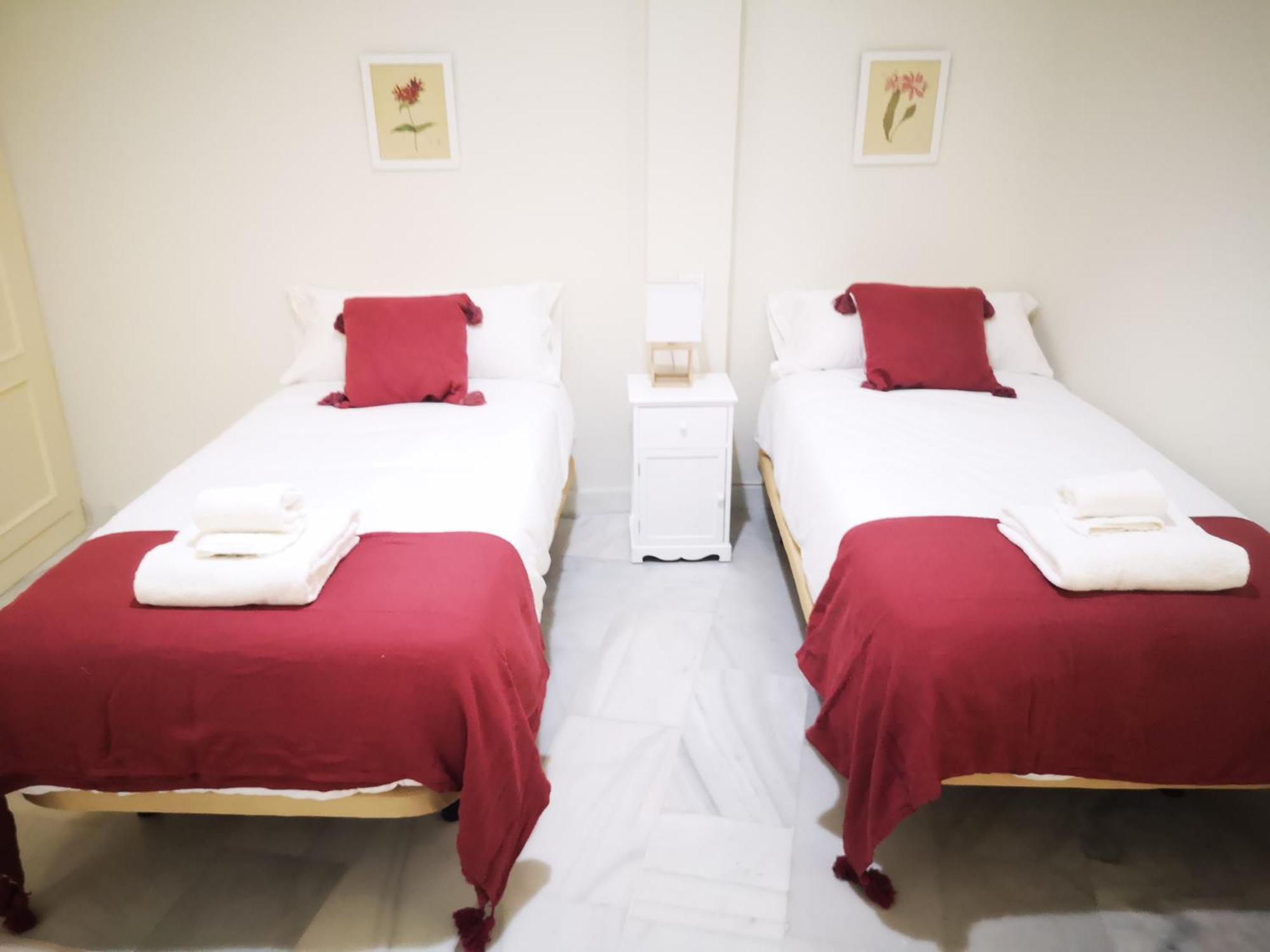 Charming Bright Apartment With Balconies On Cuesta Del Rosario 세비야 외부 사진