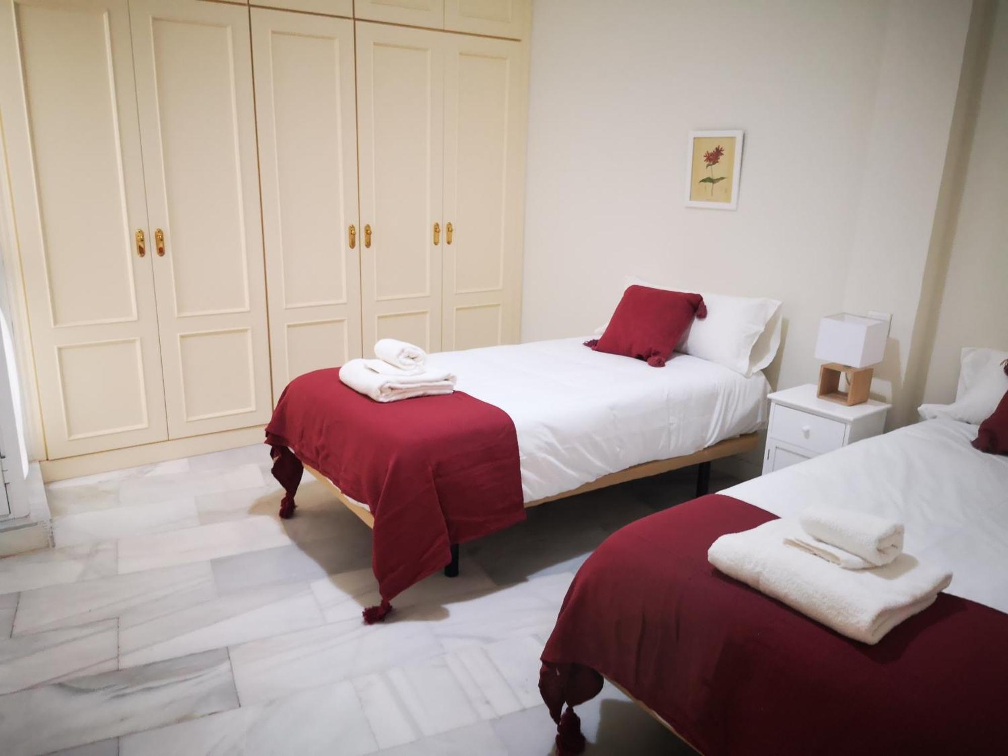 Charming Bright Apartment With Balconies On Cuesta Del Rosario 세비야 외부 사진